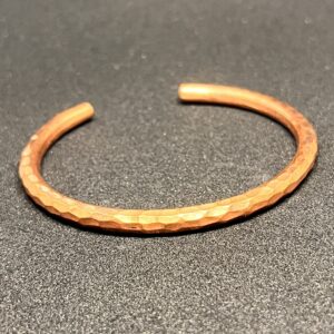 Kupferarmreif, handgemacht aus Nepal